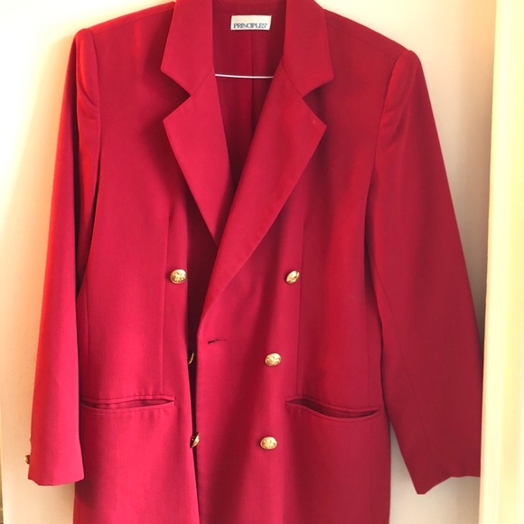 COPY - Ruby red vintage blazer with gold buttons - Picture 2 of 5